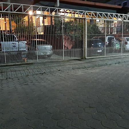 Cabanas Para Aluguel De Temporada Em Bombinhas Perto Da Praia Exterior photo